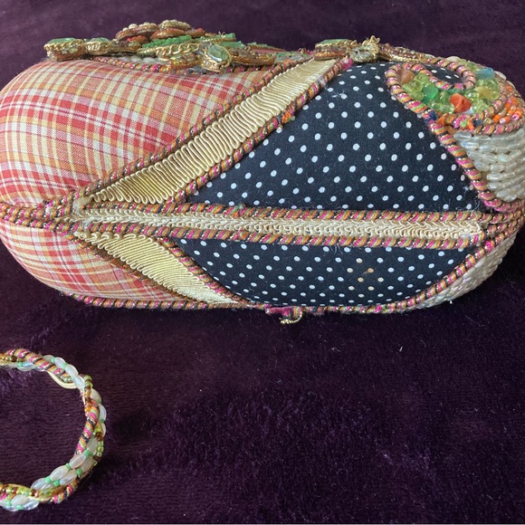Floral Beaded Patchwork Mary Frances Handbag - Picture 3 of 11